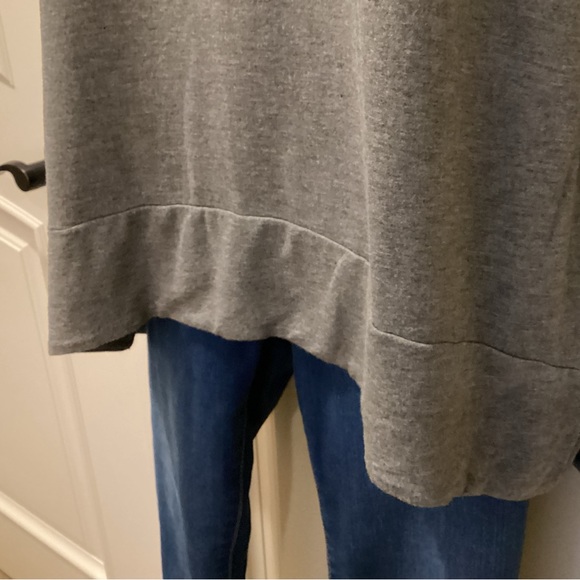 New Tribal Gray Tunic Turtleneck - Picture 5 of 5